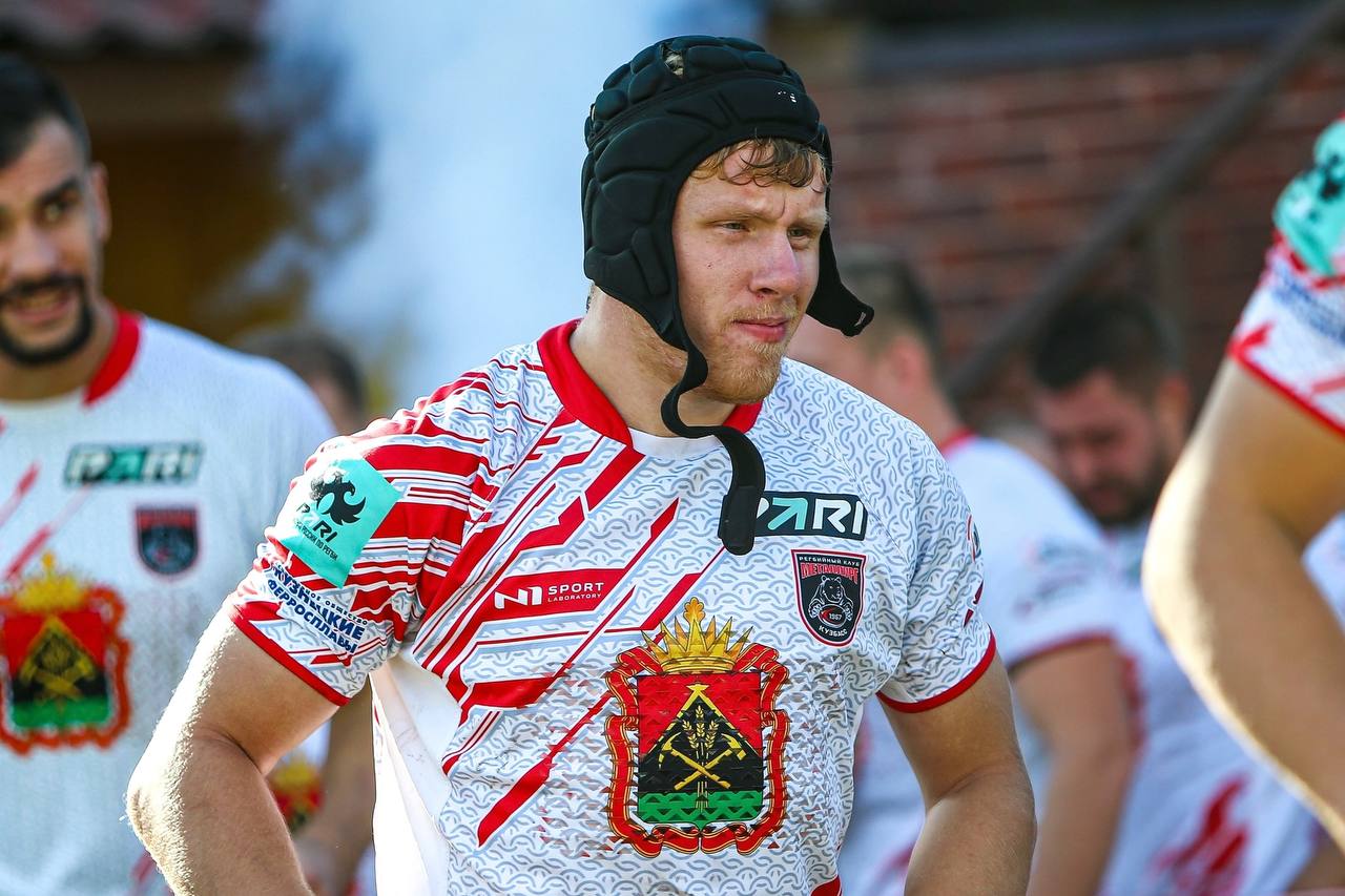 «Енисей-СТМ» просматривает Константина Сосунова